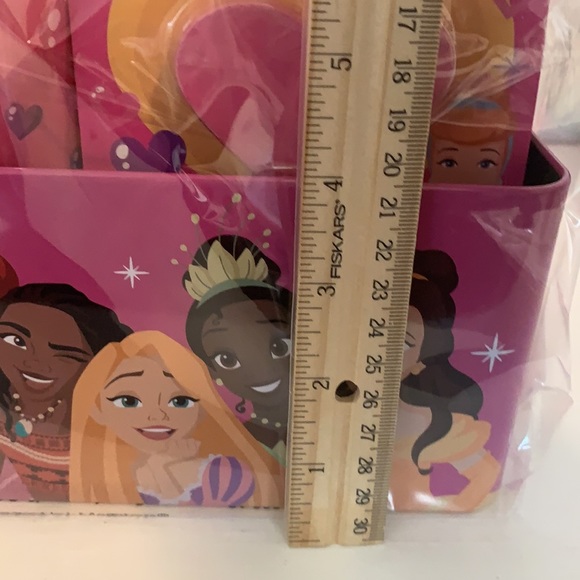 Disney Princess Gift Set Includes everything you see in the pictures. - Picture 10 of 10